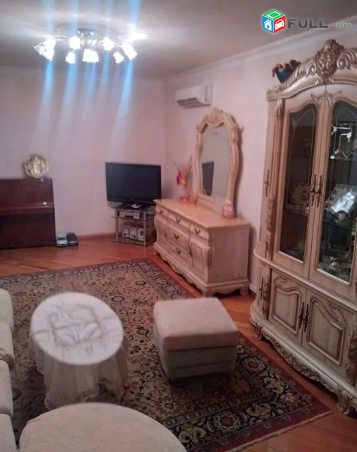 Կոդ LK280  Սարյան փողոց 3 սեն. բնակարան / for rent Saryan st.