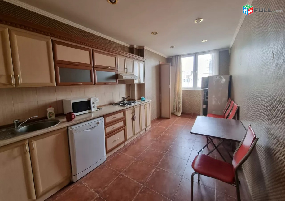 Կոդ LK288  Ամիրյան փողոց 3 սեն. բնակարան / for rent Amiryan st