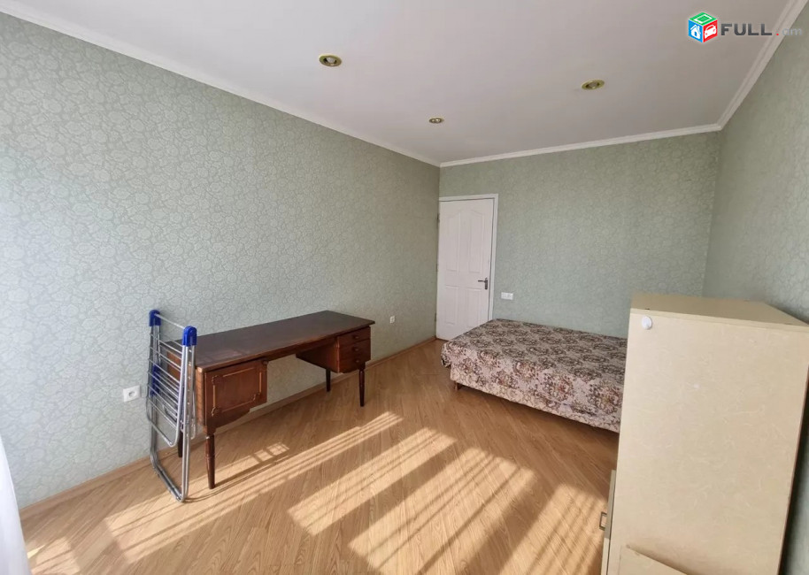 Կոդ LK288  Ամիրյան փողոց 3 սեն. բնակարան / for rent Amiryan st