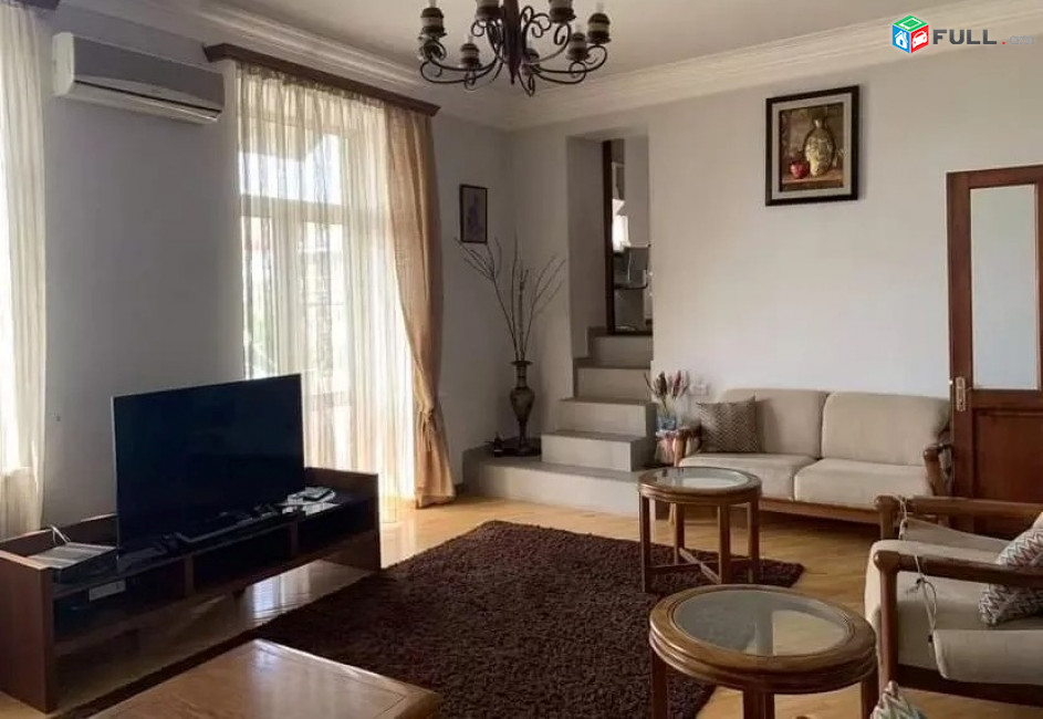 Կոդ LK291  Աբովյան փողոց 3 սեն. բնակարան / for rent Abovyan st.