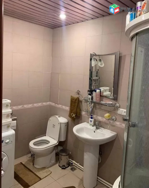 Կոդ LK291  Աբովյան փողոց 3 սեն. բնակարան / for rent Abovyan st.