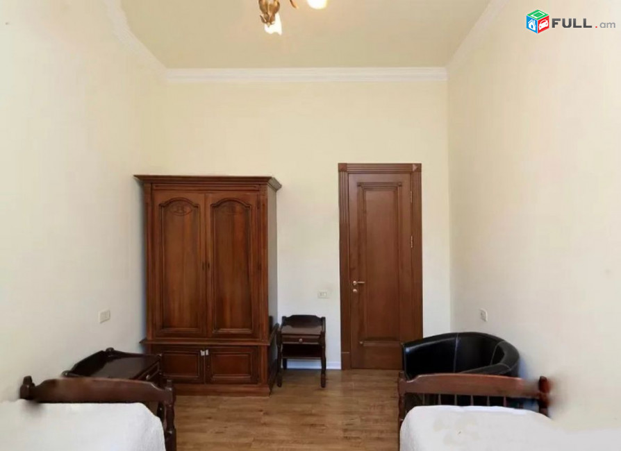 Կոդ LK352  Պուշկին փողոց 4 սեն. բնակարան / for rent Pushkin st