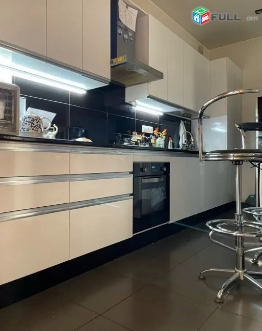 Կոդ LK354  Բրյուսով փողոց 3 սեն. բնակարան / for rent Bryusov st.
