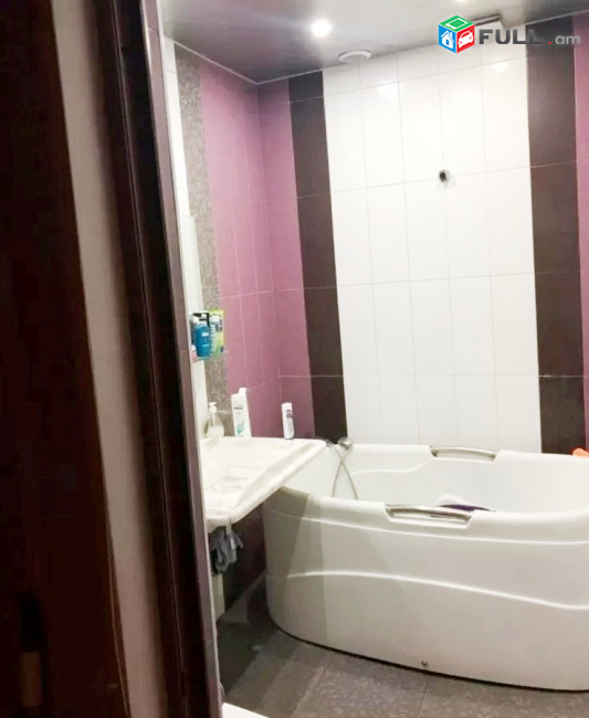 Կոդ LK356  Դեմիրճյան փողոց 5 սեն. բնակարան / for rent Demirchyan st