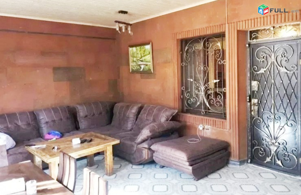 Կոդ LK356  Դեմիրճյան փողոց 5 սեն. բնակարան / for rent Demirchyan st