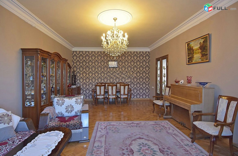Կոդ LK367  Օստրովսկու փողոց  3 հարկանի առանձնատուն 6 սեն. 360 ք.մ.