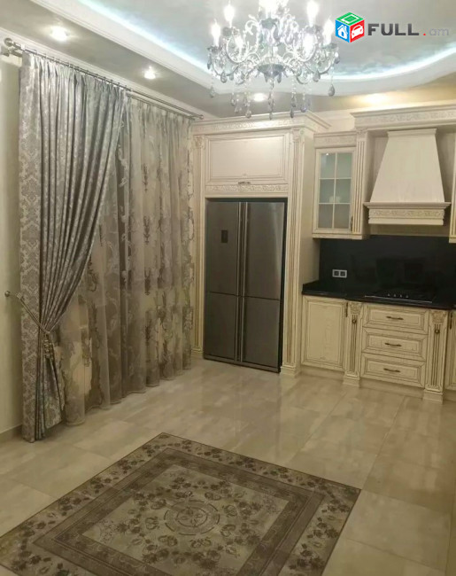 Կոդ LK399  Չորս հարկանի քարե տուն Էրեբունու փողոցում Էրեբունիում, 600 ք.մ.
