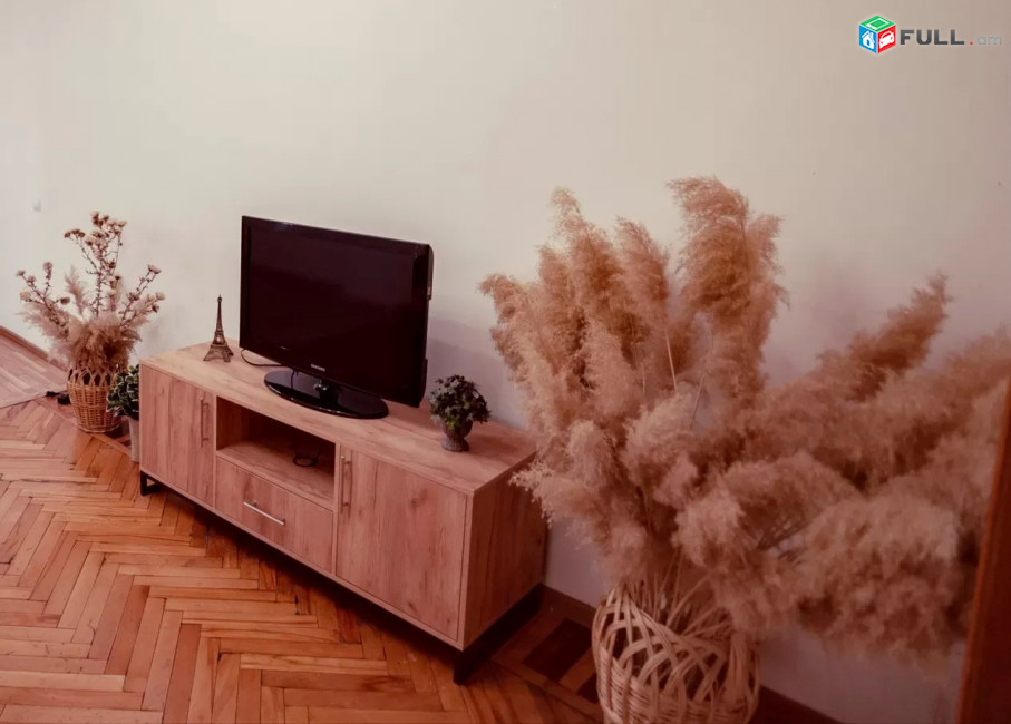 Կոդ LK407  Ամիրյան փողոց 3 սեն. բնակարան / for rent Amiryan st