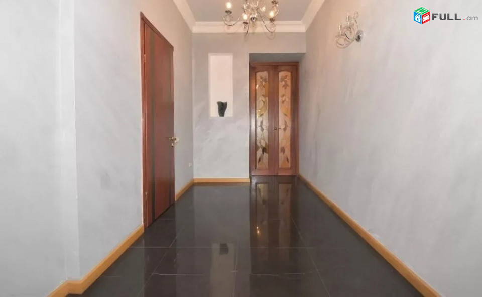 Կոդ LK418  Արամի փողոց 3 սեն. բնակարան / for rent Arami st