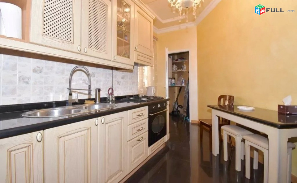 Կոդ LK419  Արամի փողոց վաճառք 3 սեն. բնակարան / for sale Arami st