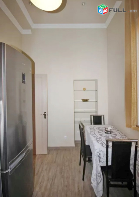 Կոդ LK425  Չարենց փողոց 3 սեն. բնակարան / for rent Charenc st.