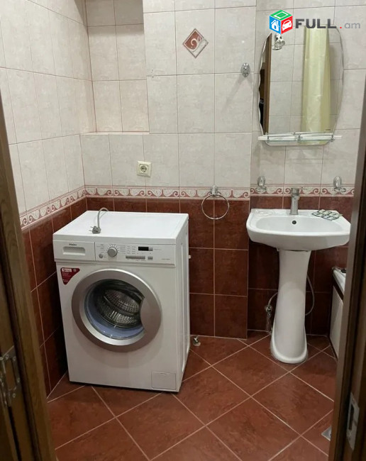 Կոդ LK491  Մաշտոցի պողոտա 3 սեն. բնակարան / for rent Mashtoc st