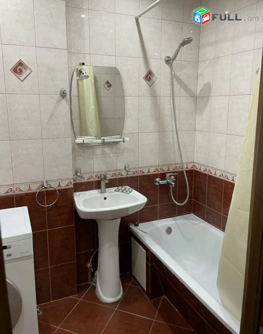 Կոդ LK491  Մաշտոցի պողոտա 3 սեն. բնակարան / for rent Mashtoc st