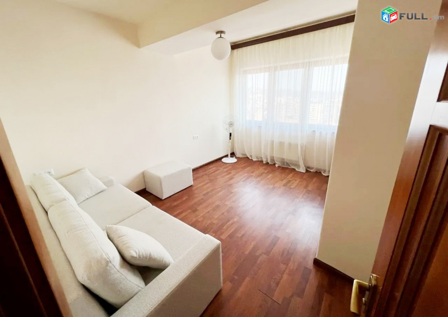 Կոդ LK509  Դեմիրճյան փողոց 4 սեն. բնակարան / for rent Demirchyan st.