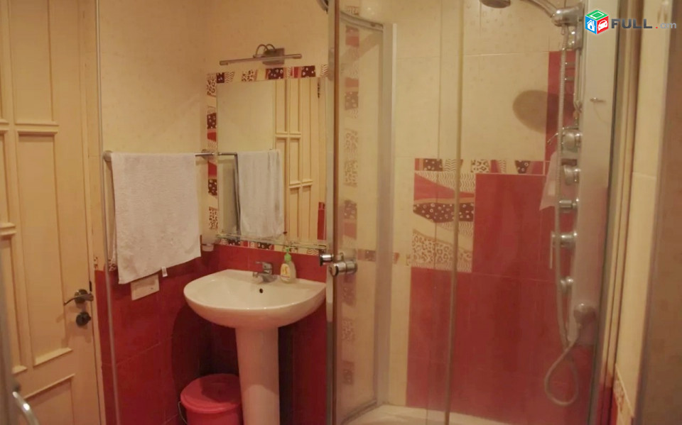 Կոդ LK518  Աբովյան փողոց 3 սեն. բնակարան / for rent Abovyan st