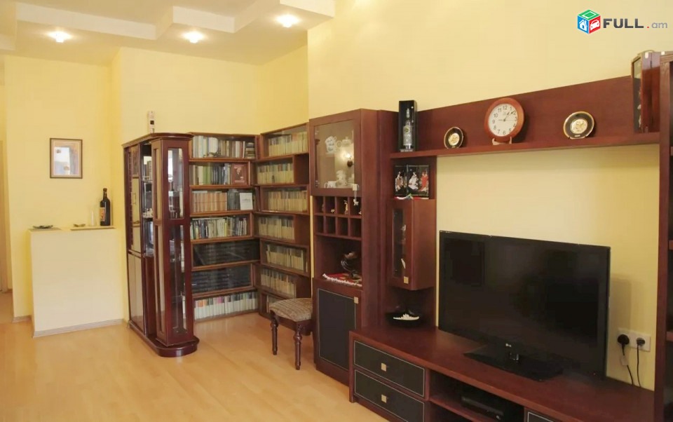 Կոդ LK518  Աբովյան փողոց 3 սեն. բնակարան / for rent Abovyan st