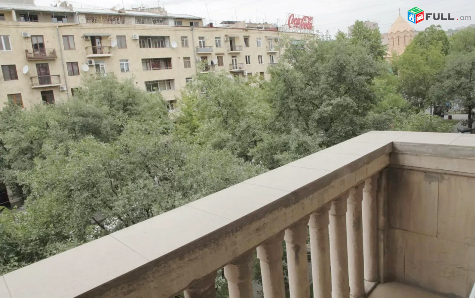 Կոդ LK518  Աբովյան փողոց 3 սեն. բնակարան / for rent Abovyan st