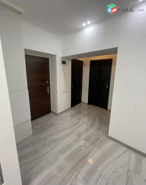 Կոդ 6800522  Նալբանդյան փողոց 3 սեն. բնակարան / for rent Nalbandyan st