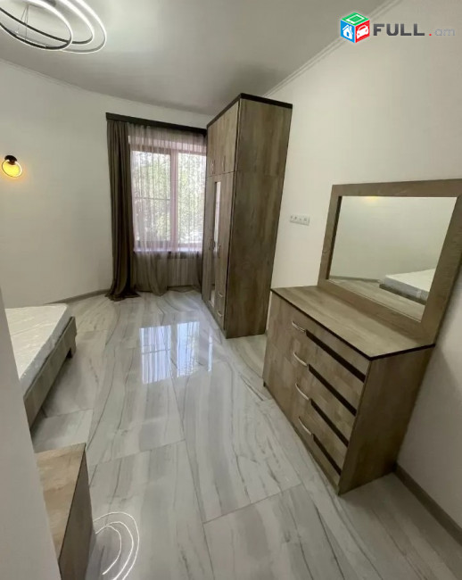Կոդ 6800522  Նալբանդյան փողոց 3 սեն. բնակարան / for rent Nalbandyan st