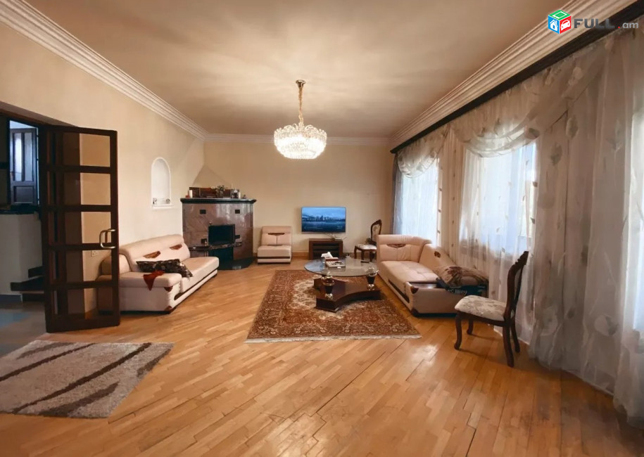 Կոդ LK542  Բագրևանդ փողոց  2 հարկանի առանձնատուն 296 ք.մ.