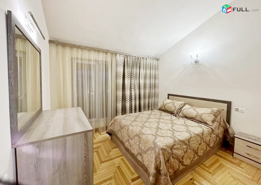 Կոդ LK544  Աբովյան փողոց 3 սեն. բնակարան / for rent Abovyan st