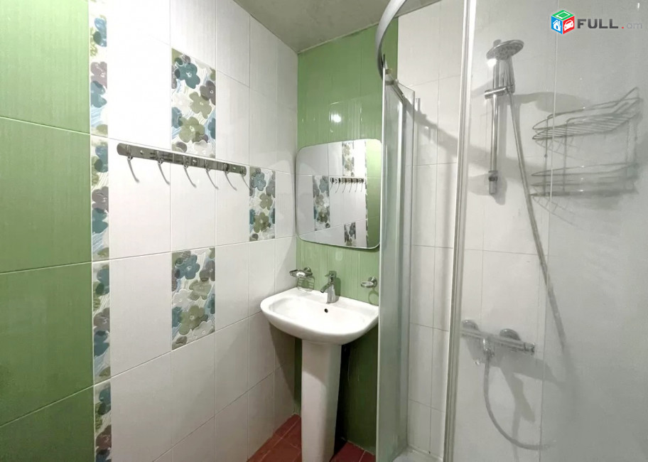 Կոդ LK545  Վաղարշյան փողոց 3 սեն. բնակարան / for rent Vagharshyan st