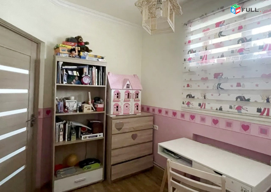 Կոդ LK545  Վաղարշյան փողոց 3 սեն. բնակարան / for rent Vagharshyan st