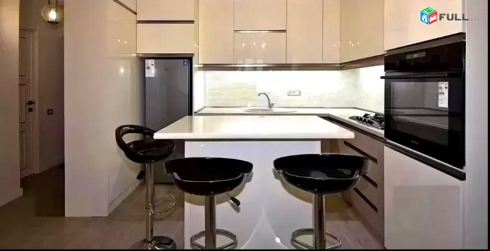 Կոդ LK557  Բաղրամյան պողոտա 3 սեն. բնակարան / for rent Baghramyan st.