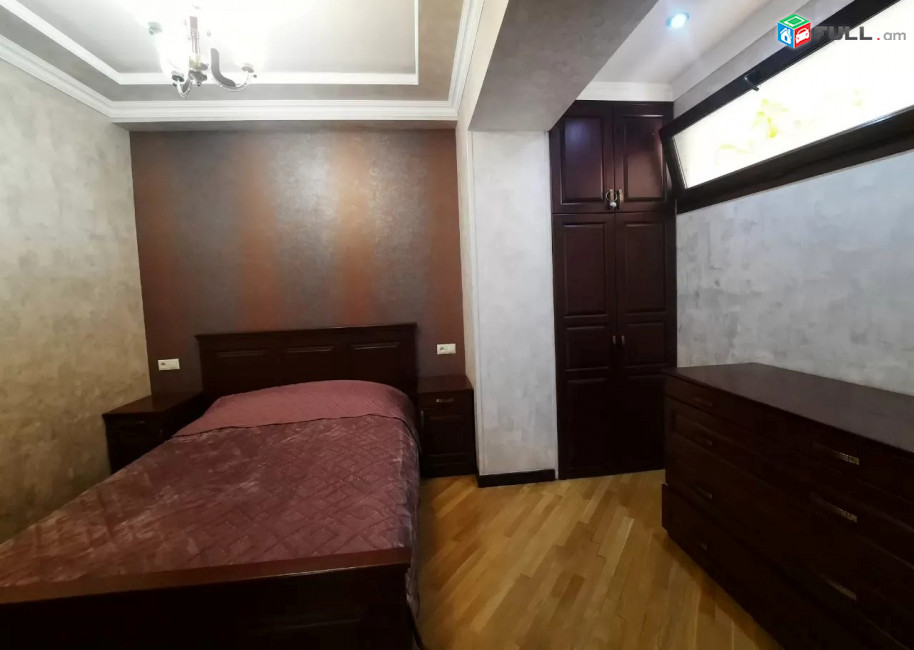 Կոդ 710012   Ծիծեռնակաբերդի խճ. 3 սեն. բնակարան Դալմայի հարևանությամբ