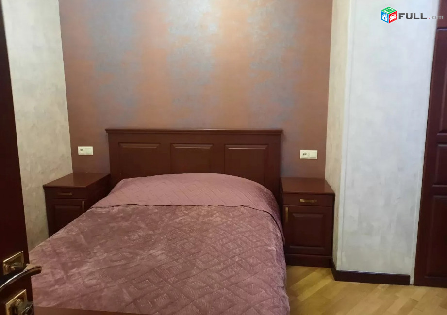 Կոդ 710012   Ծիծեռնակաբերդի խճ. 3 սեն. բնակարան Դալմայի հարևանությամբ