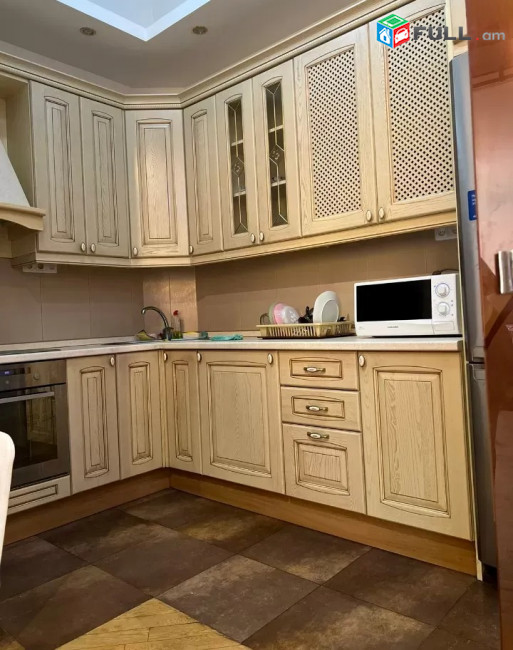 Կոդ 710021  Հյուսիսային պողոտա 4 սեն. բնակարան / for rent Northern Avenue