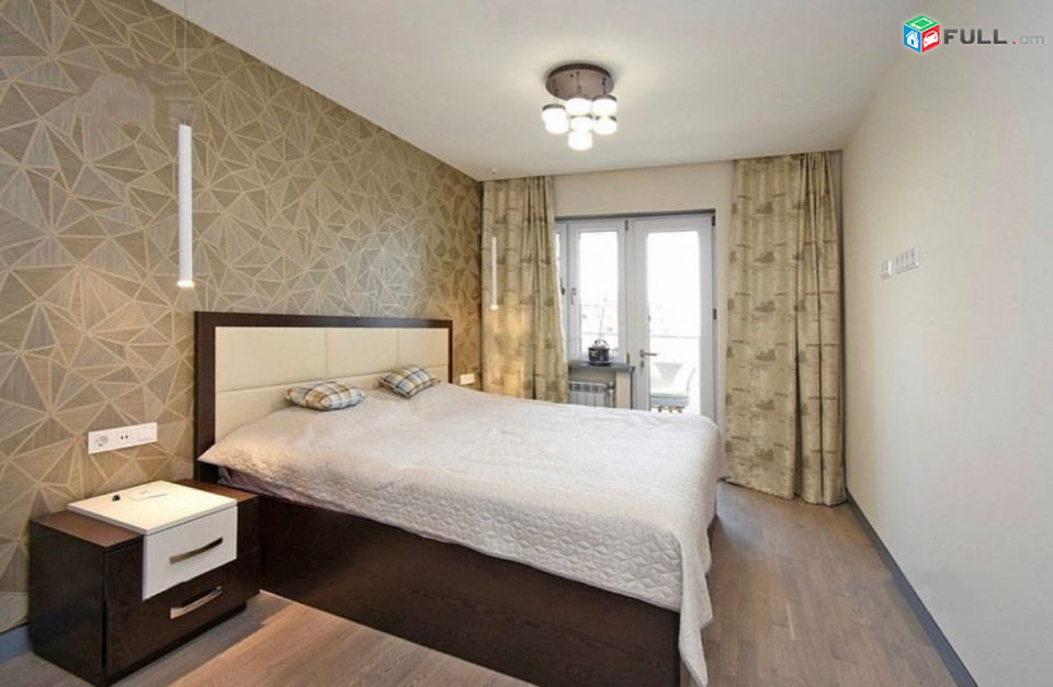 Կոդ 710024  Սայաթ Նովա պողոտա 3 սեն. բնակարան / for rent Sayat Nova st