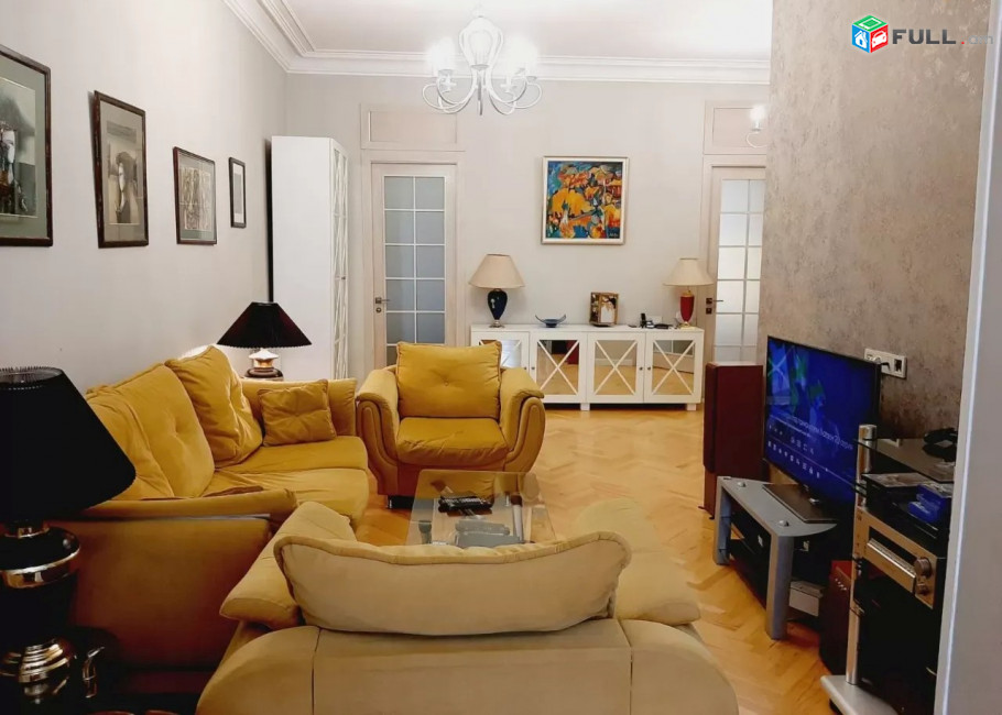 Կոդ 710067  Աբովյան փողոց 3 սեն. բնակարան / for rent Abovyan st