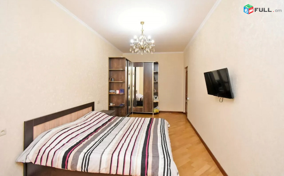 Կոդ 710071  Սայաթ Նովա պողոտա 3 սեն. բնակարան / for rent Sayat Nova st