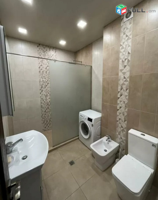Կոդ 710089  Անաստաս Միկոյան նորակառույց  3 սեն. բնակարան / for rent Anastas Mikoyan st