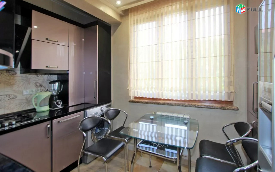 Կոդ 710092  Զաքյան փողոց 1 նրբ. 4 սեն. բնակարան / for rent Zaqyan st