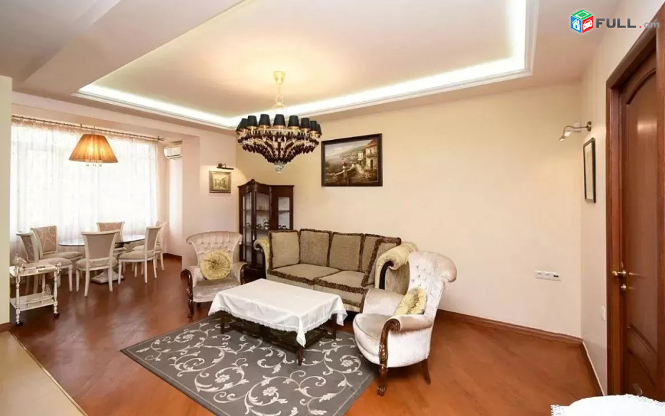 Կոդ PL113  Աբովյան փողոց 3 սեն. բնակարան / for rent Abovyan st
