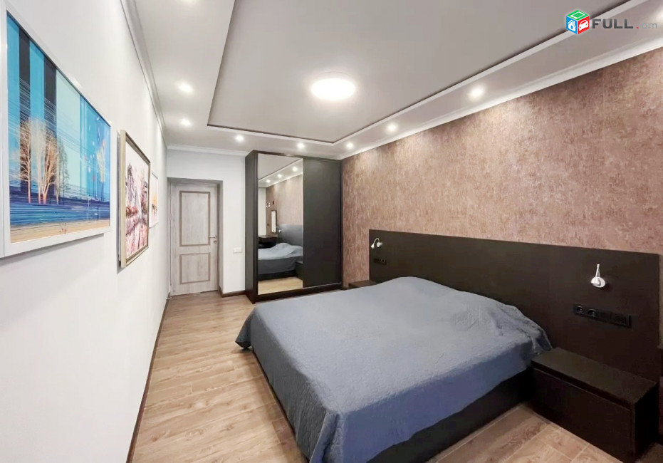 Կոդ PL114  Աբովյան փողոց 3 սեն. բնակարան / for rent Abovyan st.