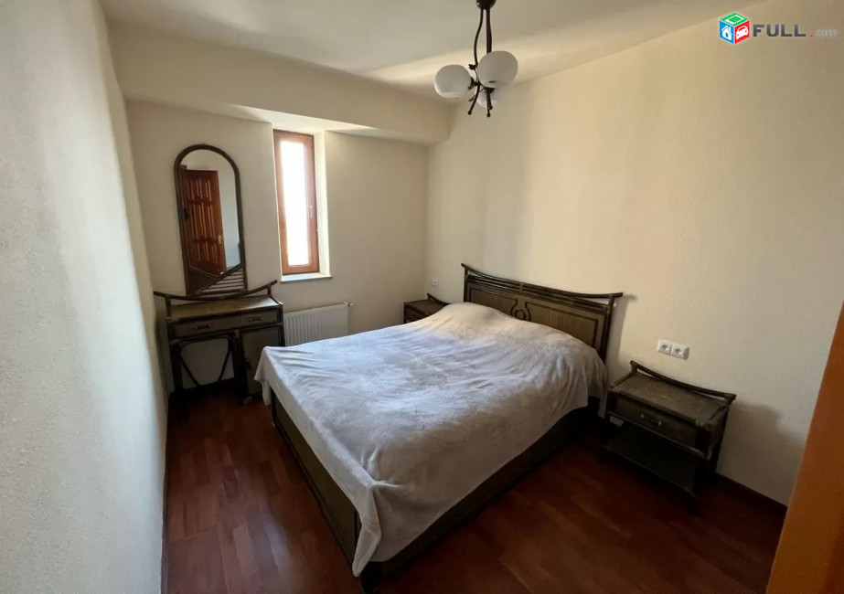 Կոդ PL151  Դեմիրճյան փողոց 4 սեն. բնակարան Սարյանի հարևանությամբ 