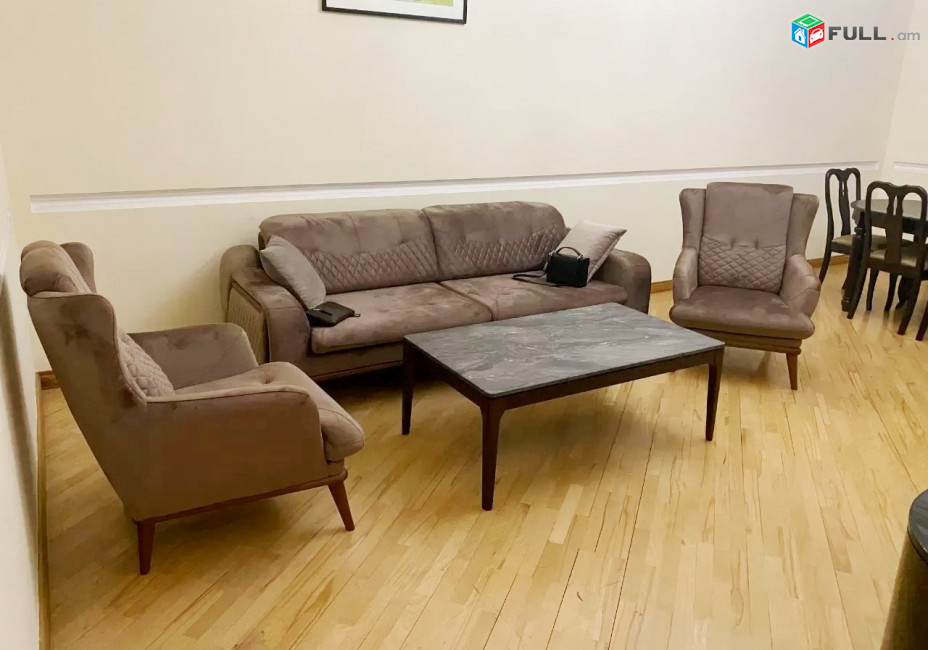 Կոդ PL173  Մոսկովյան փողոց 3 սեն. բնակարան / for rent Moskovyan st.