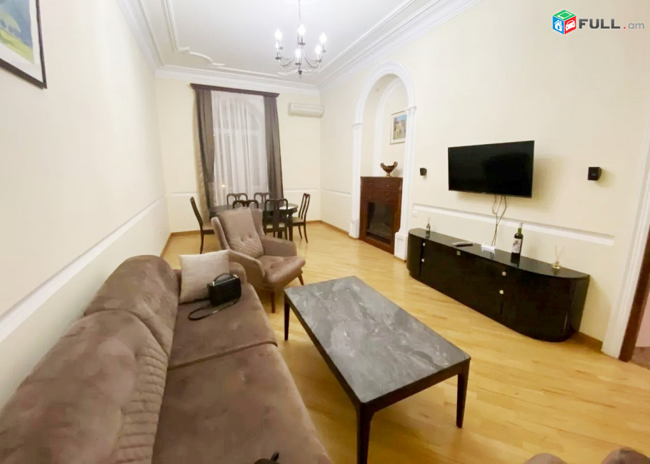 Կոդ PL173  Մոսկովյան փողոց 3 սեն. բնակարան / for rent Moskovyan st.