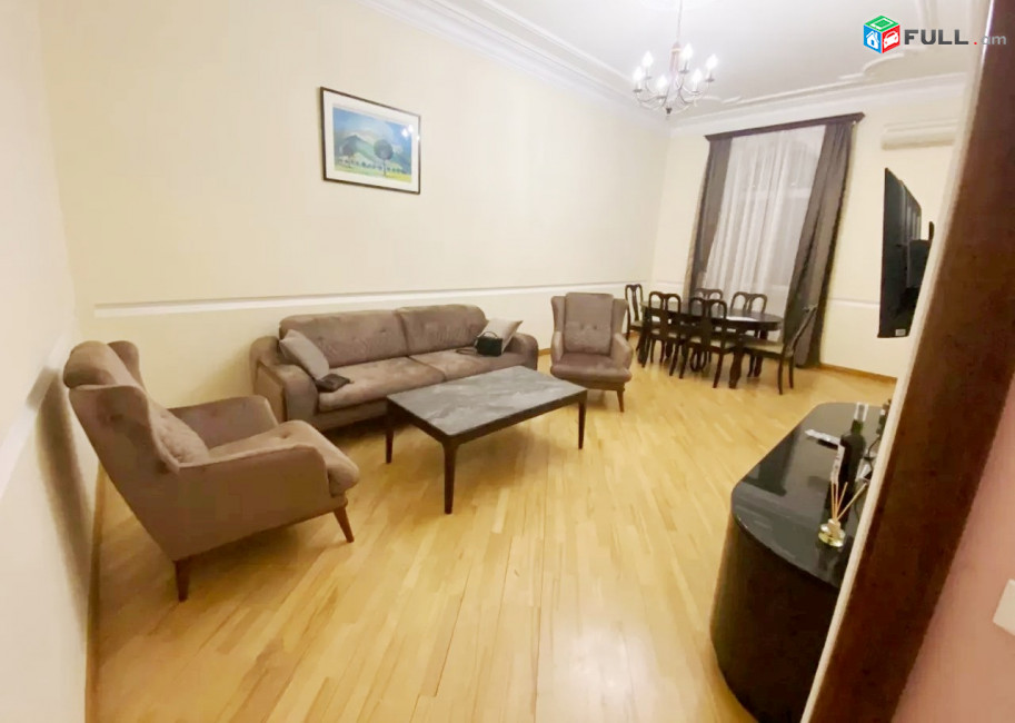 Կոդ PL173  Մոսկովյան փողոց 3 սեն. բնակարան / for rent Moskovyan st.