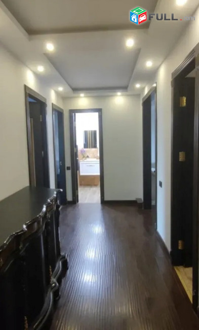 Կոդ PL176  Երվանդ Քոչար փողոց 3 սեն. բնակարան / for rent Yervand Kochar st