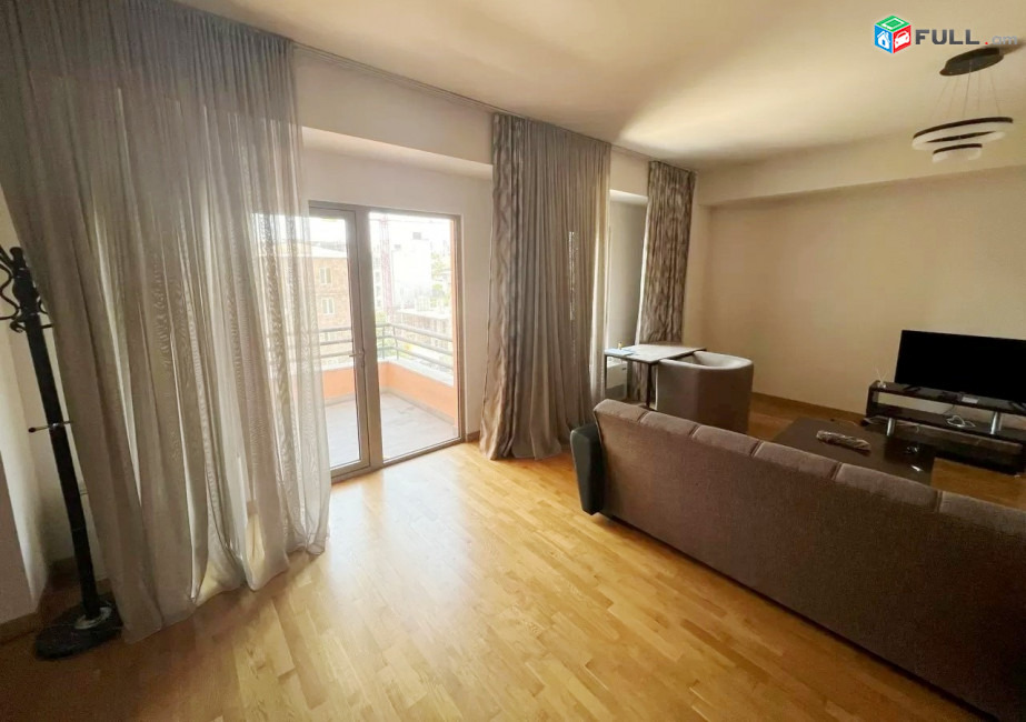 Կոդ PL184  Լեո փողոց նորակառույց 3 սեն. բնակարան / for rent Leo st