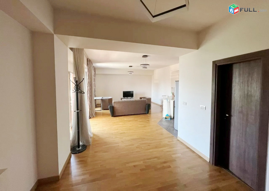Կոդ PL184  Լեո փողոց նորակառույց 3 սեն. բնակարան / for rent Leo st