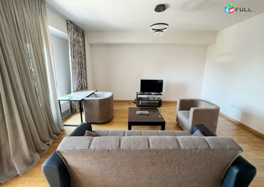 Կոդ PL184  Լեո փողոց նորակառույց 3 սեն. բնակարան / for rent Leo st