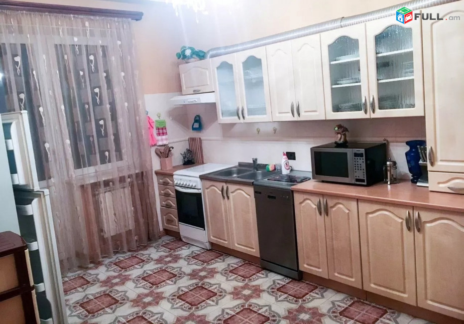 Կոդ PL191  Պուշկին փողոց 3 սեն. բնակարան Հյուսիսային պողոտայի հարևանությամբ / for rent Pushkin st next to Northern Avenue