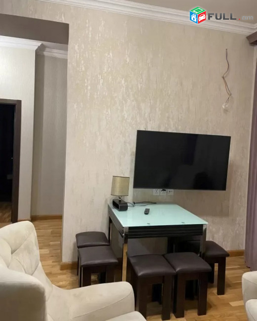 Կոդ PL204  Պարույր Սևակ նորակառույց 3 սեն. բնակարան / for rent Paruyr Sevak st