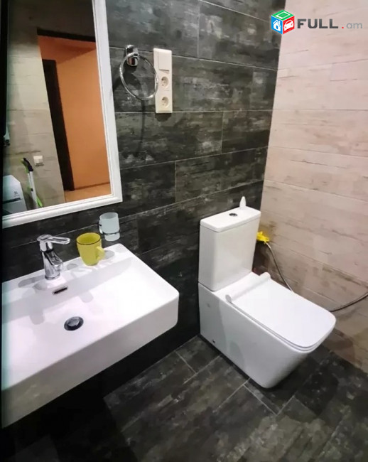Կոդ PL207  Սարյան փողոց 3 սեն. բնակարան / for rent Saryan st