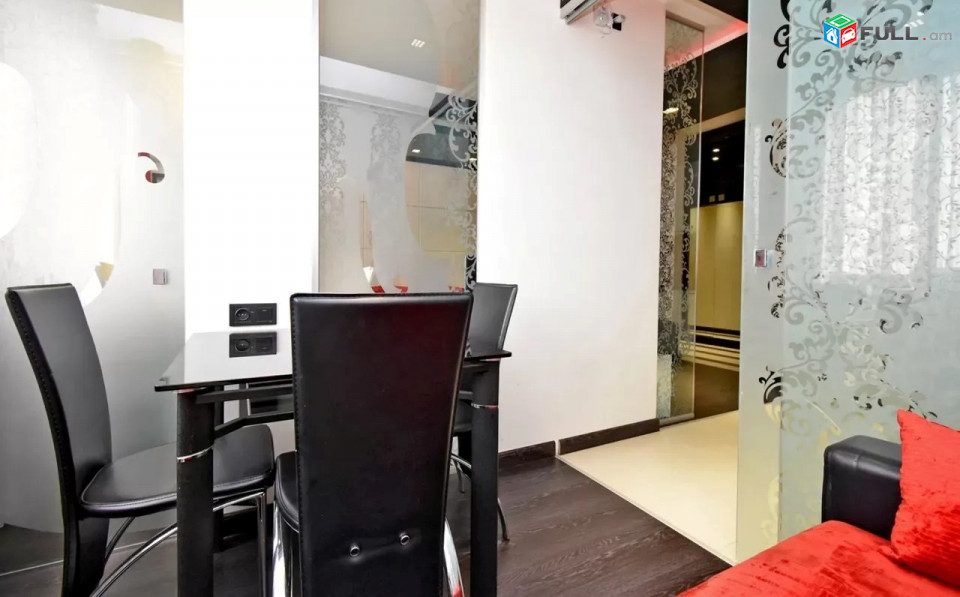Կոդ PL216  Վարդանանց փողոց 2 սեն. բնակարան / for rent Vardananc st.